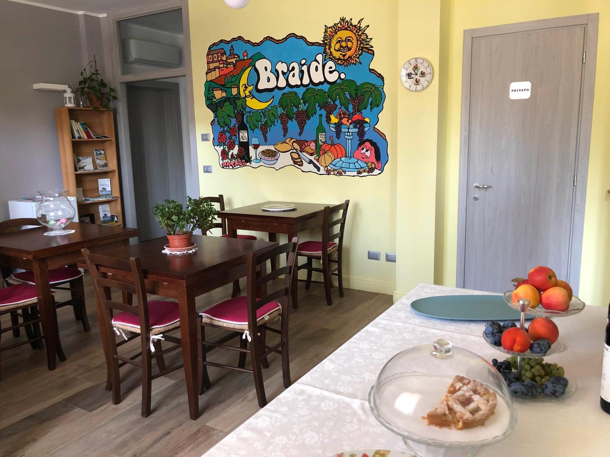 Braide Ospitalita Rurale Villa La Morra Luaran gambar